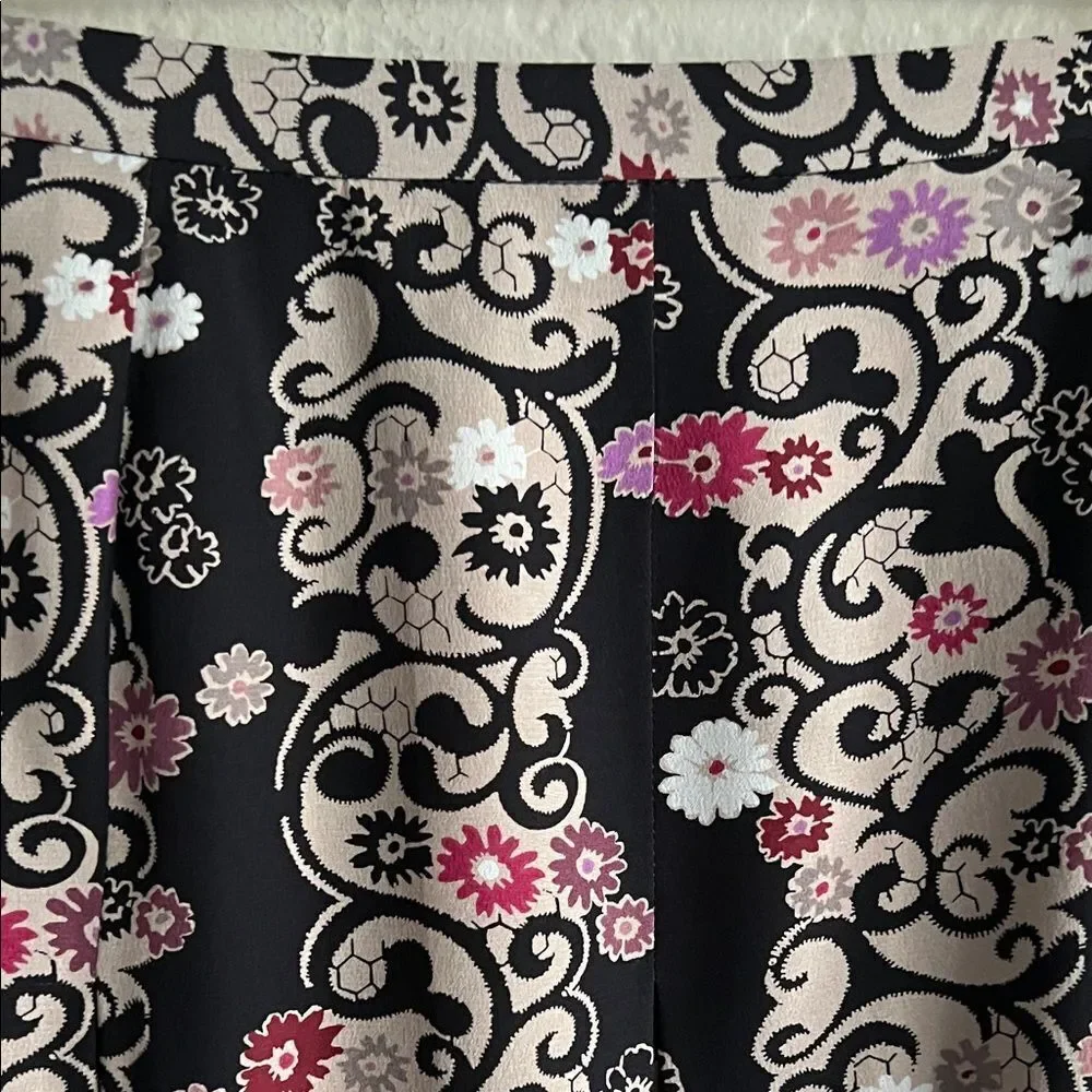 ALFANI Floral Black and Pink Women's Silk Skirt in Size 8P